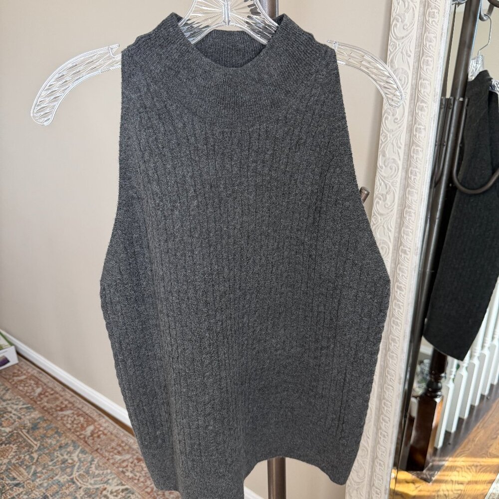 Ribbed Mock Neck Tank  Top XL
